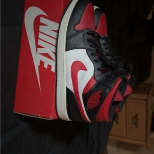 Nike Air Jordan 1 mid OG - Black/Red/White